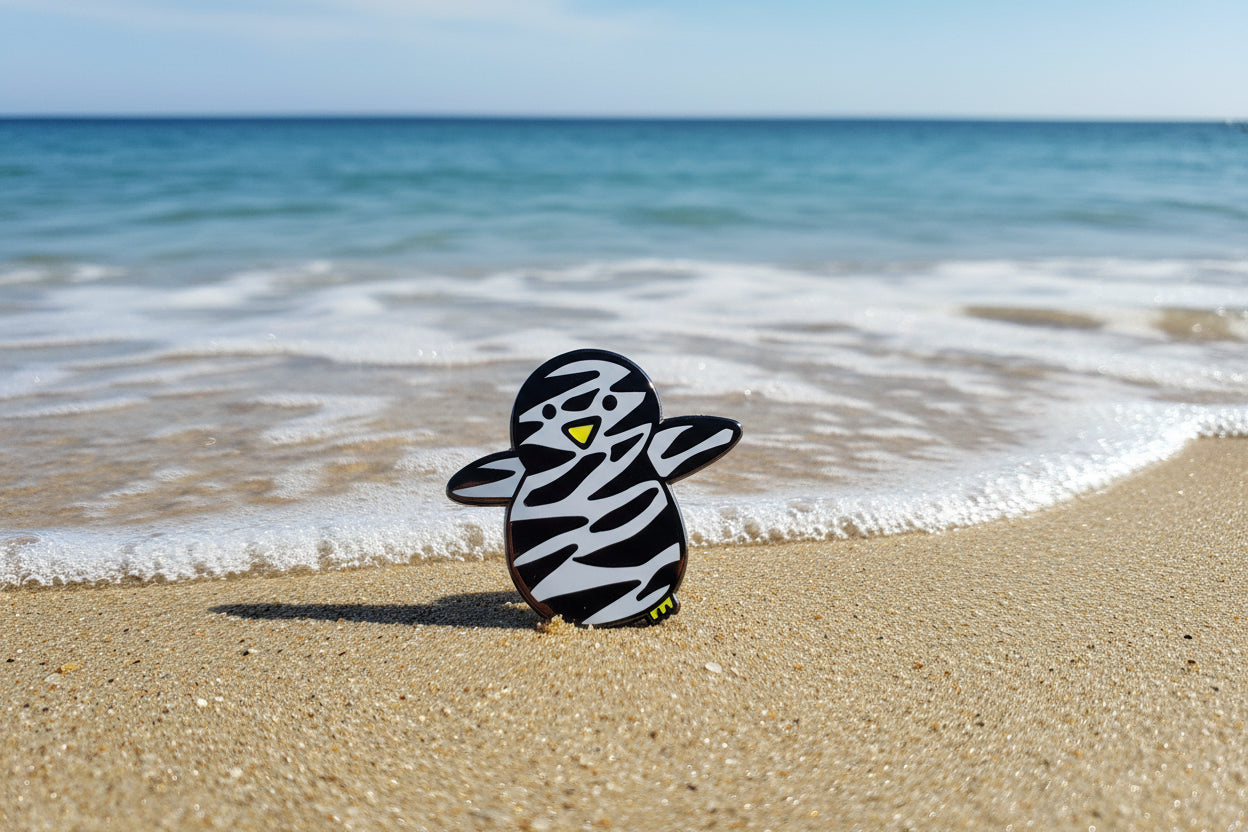 Hand-Drawn Hard Enamel Penguin Pins GREY