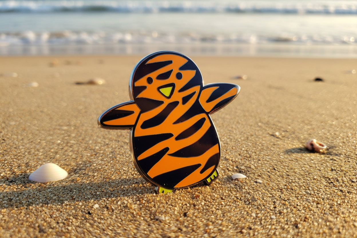 Hand-Drawn Hard Enamel Penguin Pins ORANGE