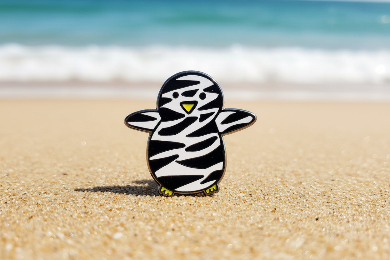 Hand-Drawn Hard Enamel Penguin Pins WHITE