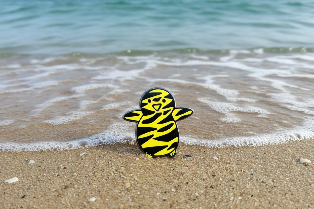 Hand-Drawn Hard Enamel Penguin Pins YELLOW