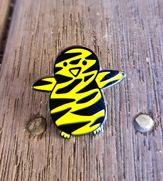 Hand-Drawn Hard Enamel Penguin Pins YELLOW